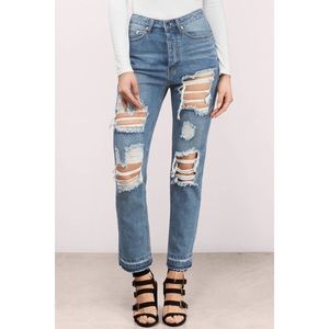 Distressed Boyfriend Jeans
